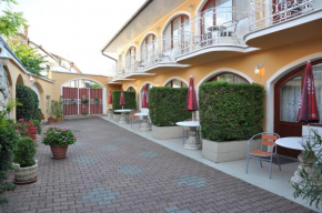 Hotel Átrium